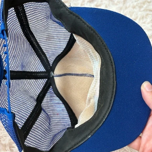 Walt Disney World Epcot Center Mesh Snapback Trucker Farmer Hat Cap 1980's Blue